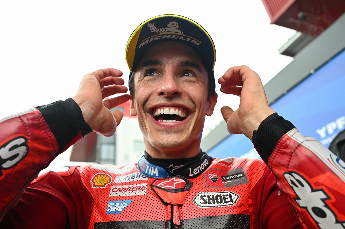 marquez-shatters-track-record-three-times-to-claim-motogp-argentine-gp-pole
