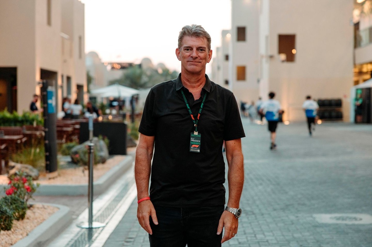 graeme-lowdon-on-cadillac-f1-debut:-"everyone's-aware-the-clock-is-ticking"