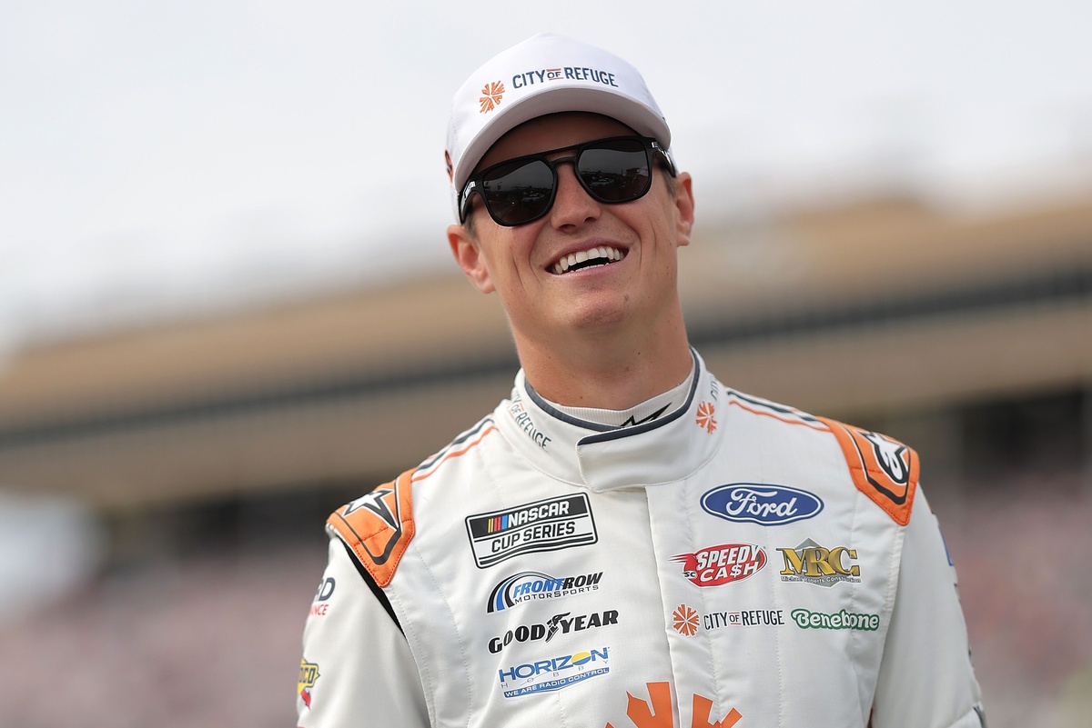 zane-smith-earns-first-nascar-cup-pole-with-monster-lap-at-talladega