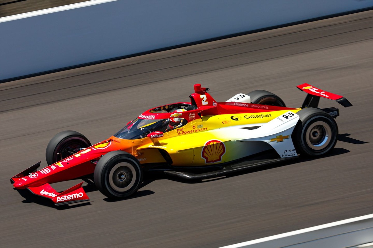 josef-newgarden-leads-indy-500-final-practice,-rhr's-car-erupts-in-flames
