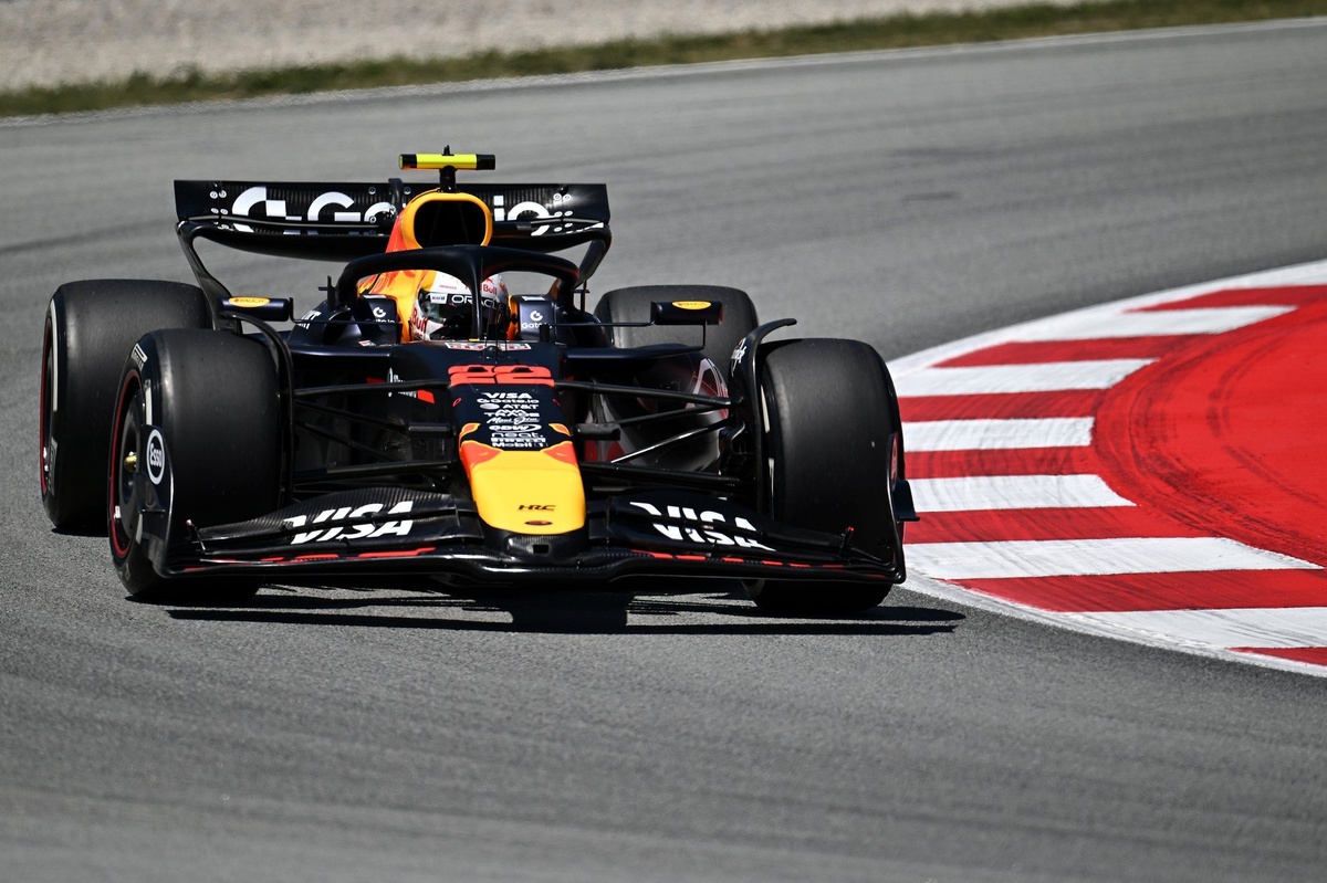 yuki-tsunoda-“struggling”-after-spanish-gp-friday-practice