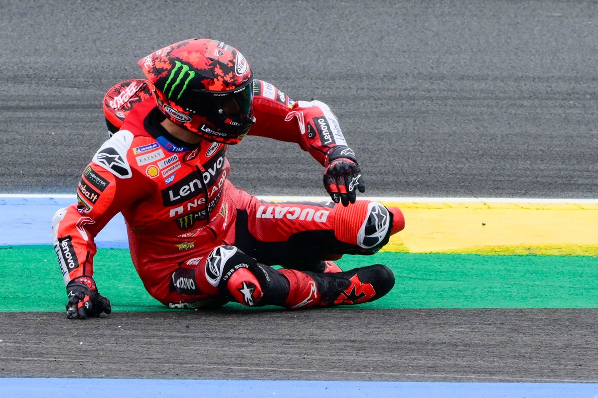 francesco-bagnaia-must-“stop-the-bleeding”-of-points-in-title-race-against-marc-marquez