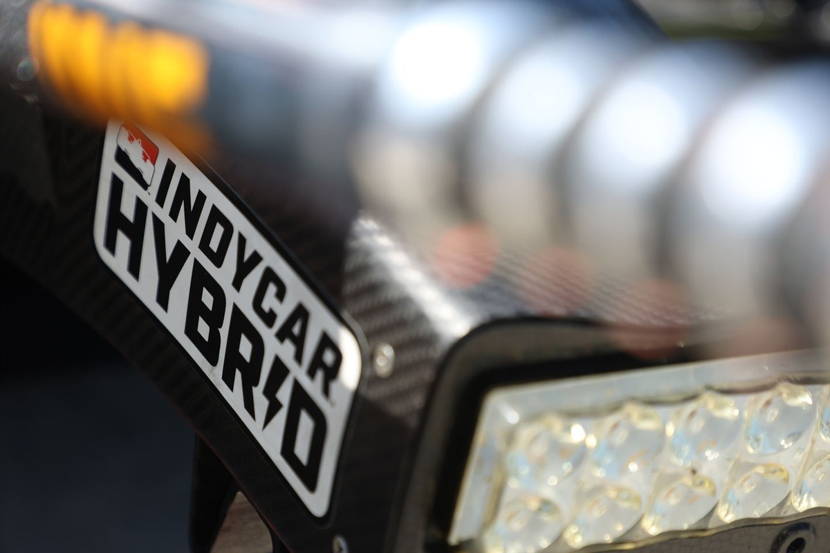 indycar-confirms-lighter,-more-powerful-dallara-chassis-plans-for-2028-season