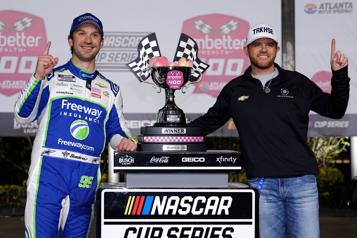 daniel-suarez-optimistic,-"not-sad"-about-trackhouse-split