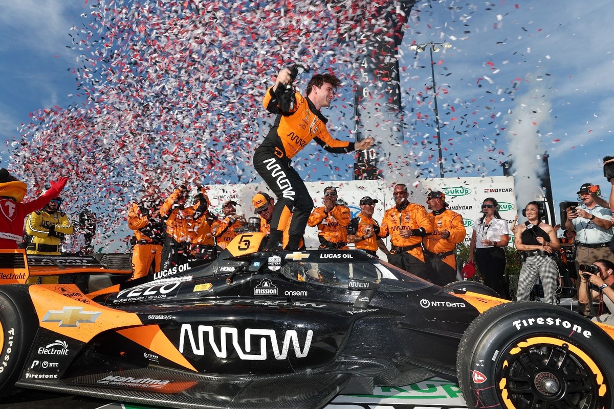 pato-o’ward-storms-to-indycar-iowa-win,-denying-newgarden