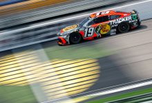 chase-briscoe-stars-again-in-nascar-cup-qualifying-with-iowa-speedway-pole