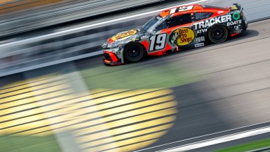 chase-briscoe-stars-again-in-nascar-cup-qualifying-with-iowa-speedway-pole