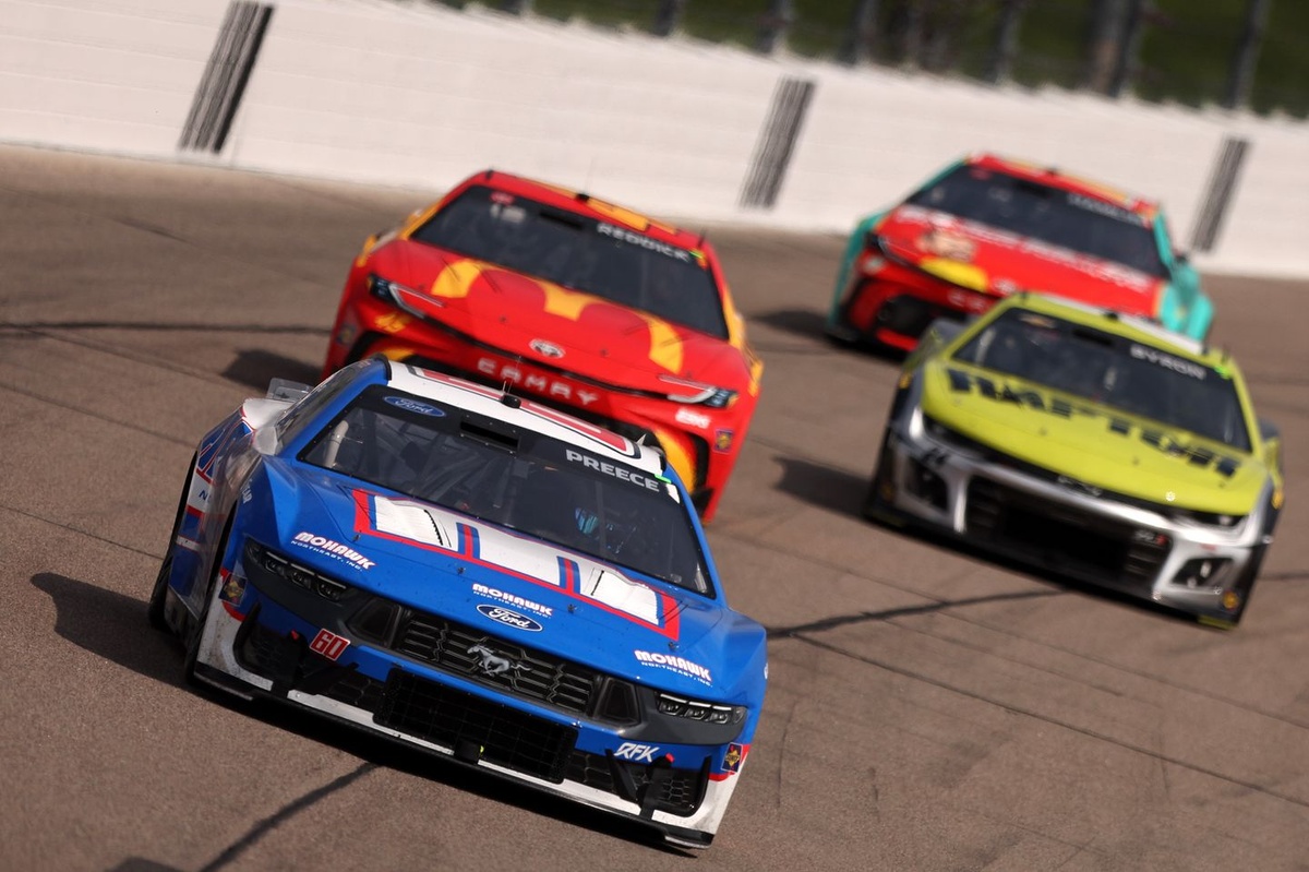 the-nascar-cup-playoff-picture-with-just-three-races-to-go