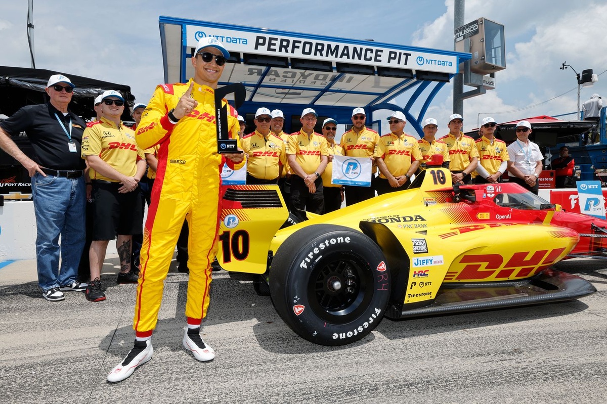 newgarden,-palou-qualify-1st-for-indycar-iowa-doubleheader
