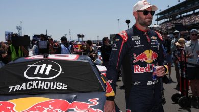 shane-van-gisbergen-signs-multi-year-contract-extension-with-trackhouse