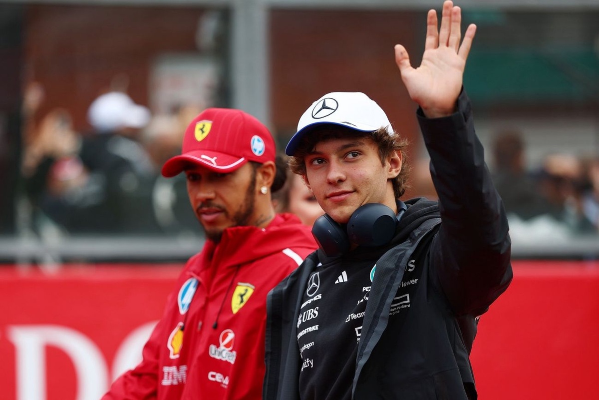 mercedes-and-lewis-hamilton-both-benefitting-from-"fresh-start"-in-f1-2025-–-george-russell