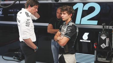 toto-wolff-ponders-mercedes'-approach-to-kimi-antonelli's-f1-debut