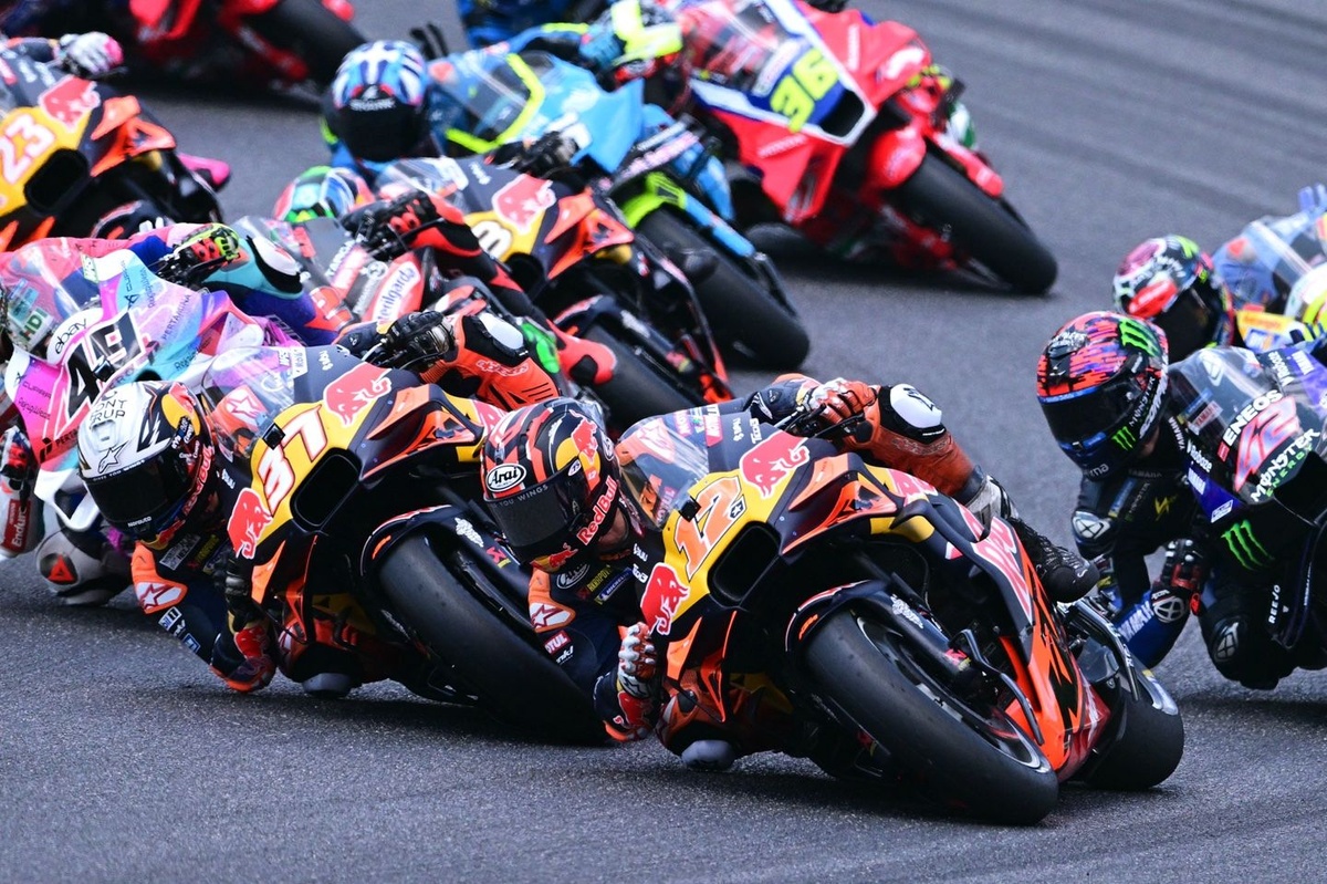 maverick-vinales-and-somkiat-chantra-back-on-motogp-entry-list-for-catalan-gp