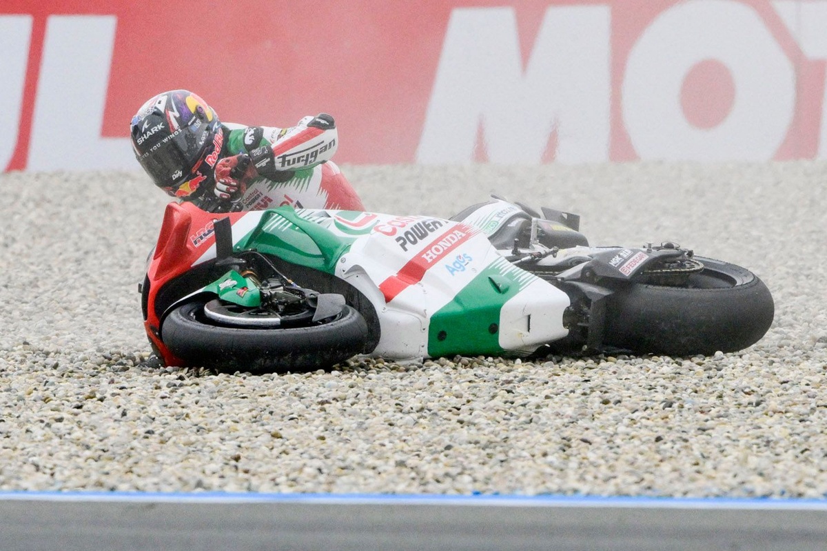 johann-zarco-explains-motogp-crashing-habit-after-latest-incident