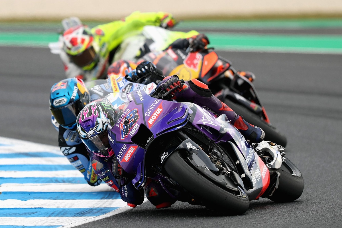 jack-miller-“let-everybody-down”-after-crashing-out-of-home-motogp-race