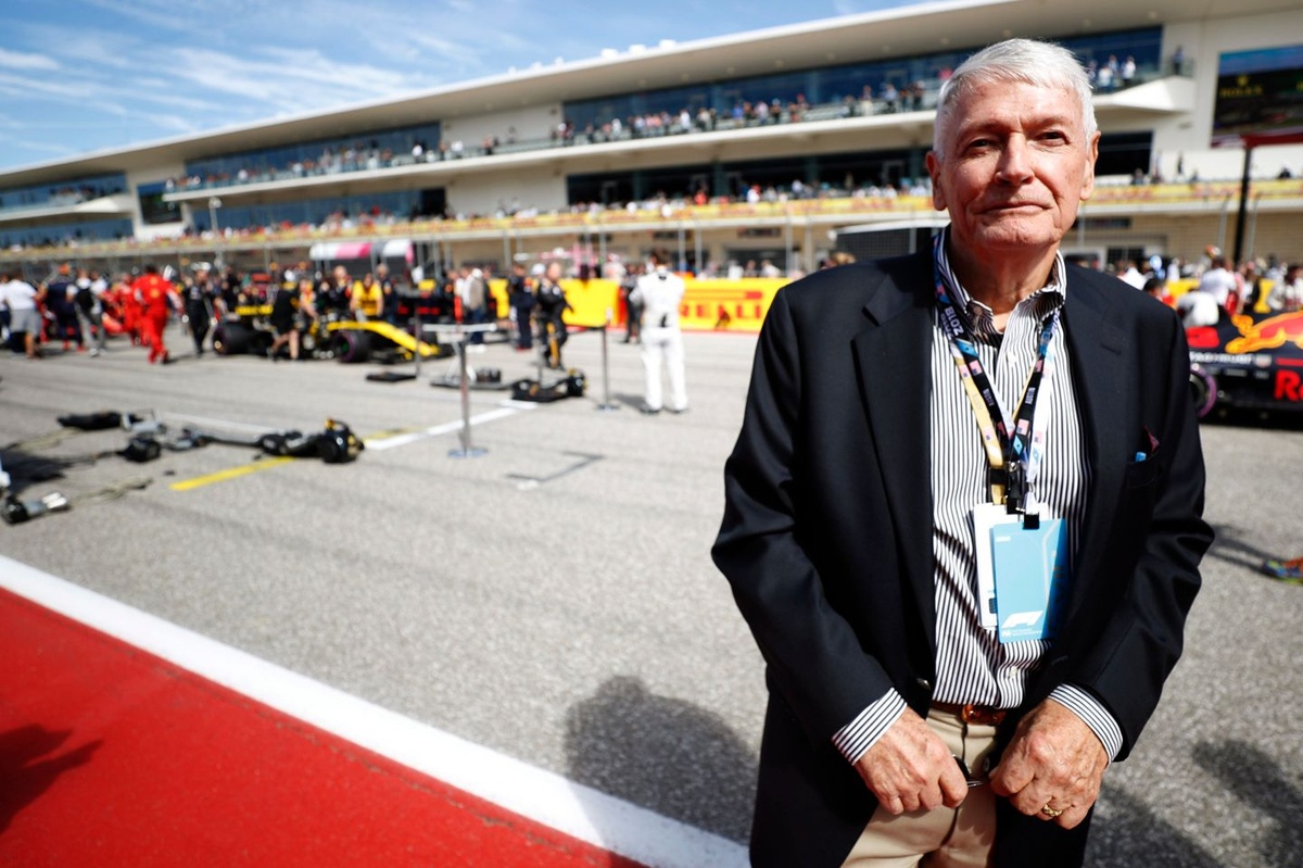 john-malone-to-step-down-as-chairman-of-f1-owner-liberty